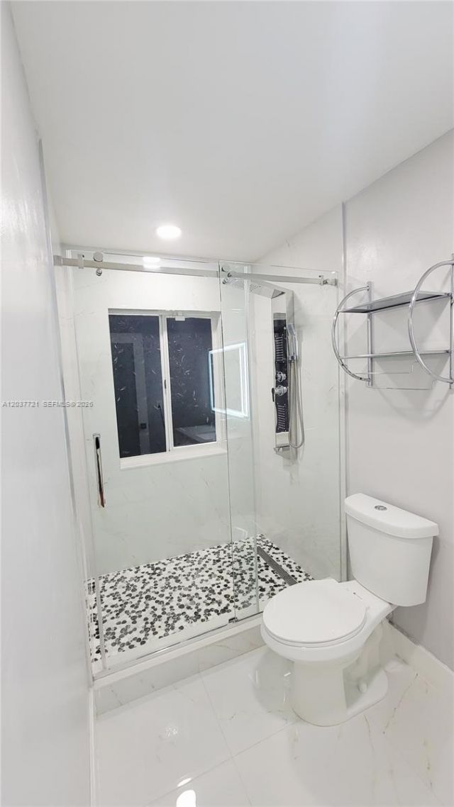 1421 SW 104th Ave, Pembroke Pines, FL 33025 Photo
