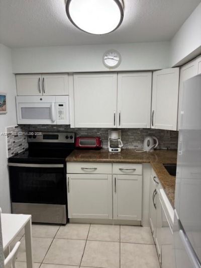 210 172nd St, Unit 127, Sunny Isles Beach, FL 33160 Photo