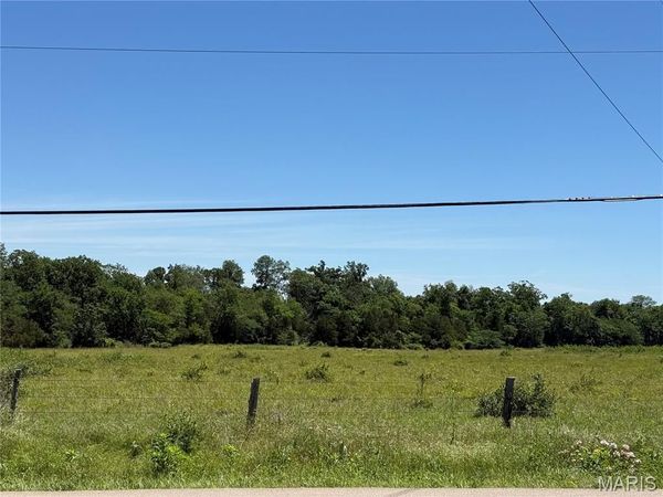 2 Flat River Road , Farmington, MO 63640