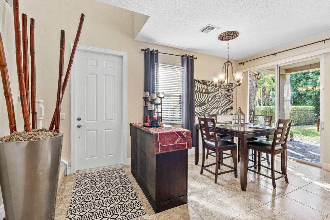 5009 Dulce Court, Palm Beach Gardens, FL 33418 Photo