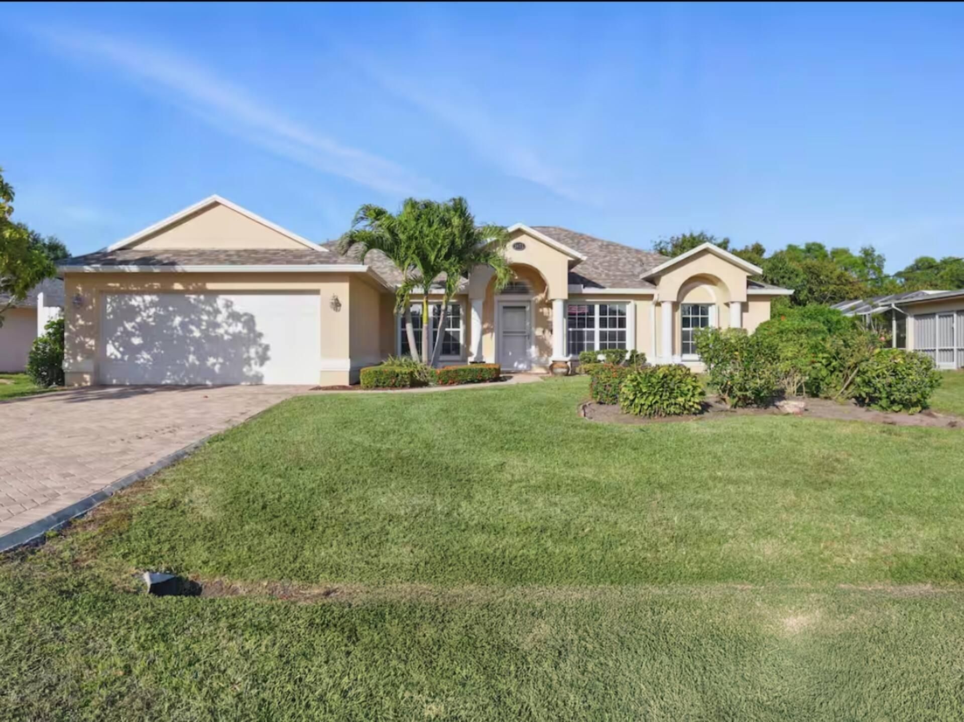 2473 SE Sidonia Street, Port Saint Lucie, FL 34952 Photo