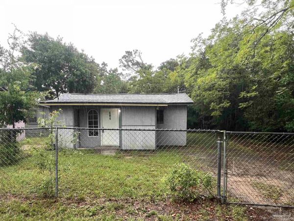 606 Elizabeth St, Pensacola, FL 32507