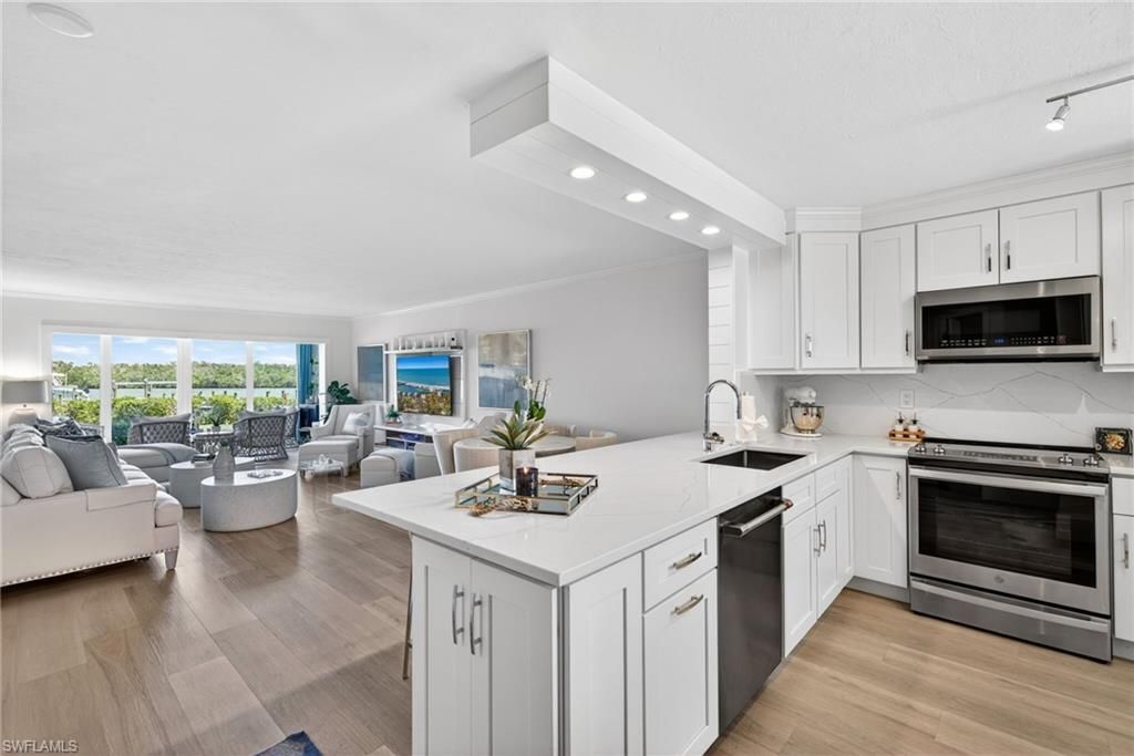 309 Goodlette-frank Rd S, Unit A204, Naples, FL 34102 Photo