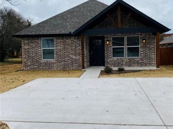 307 N Colbert Avenue, Sherman, TX 75090