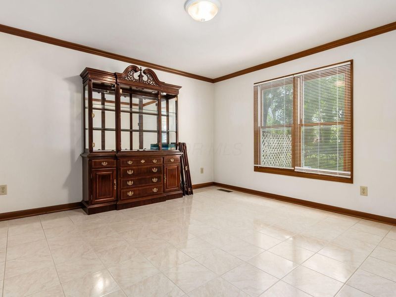 100 E Dublin Granville Road , Worthington, OH 43085 Photo 17