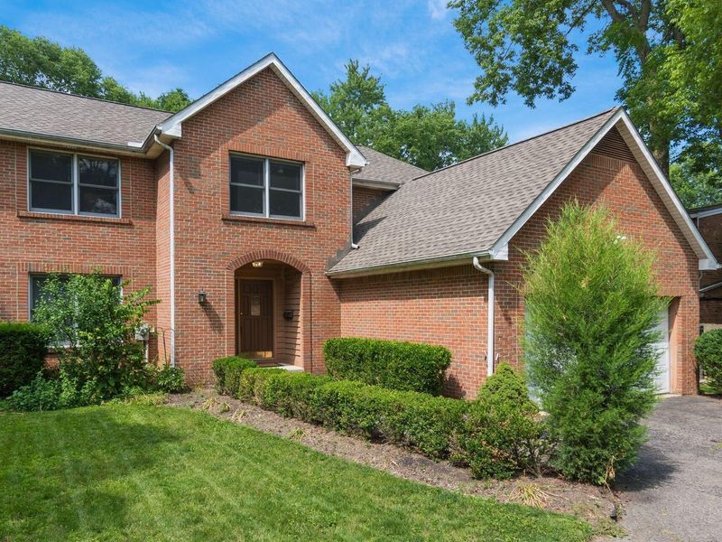 100 E Dublin Granville Road , Worthington, OH 43085 Photo 2