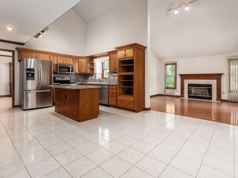100 E Dublin Granville Road , Worthington, OH 43085 Photo 22