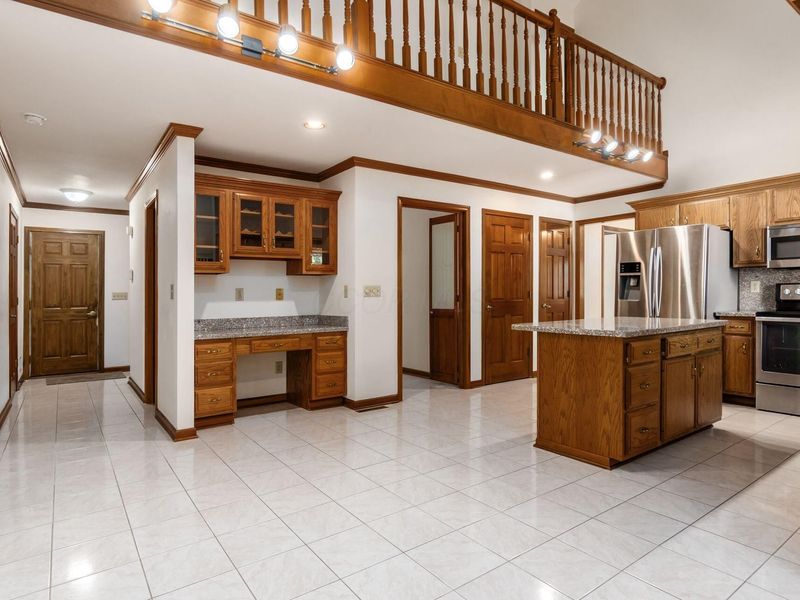 100 E Dublin Granville Road , Worthington, OH 43085 Photo 23