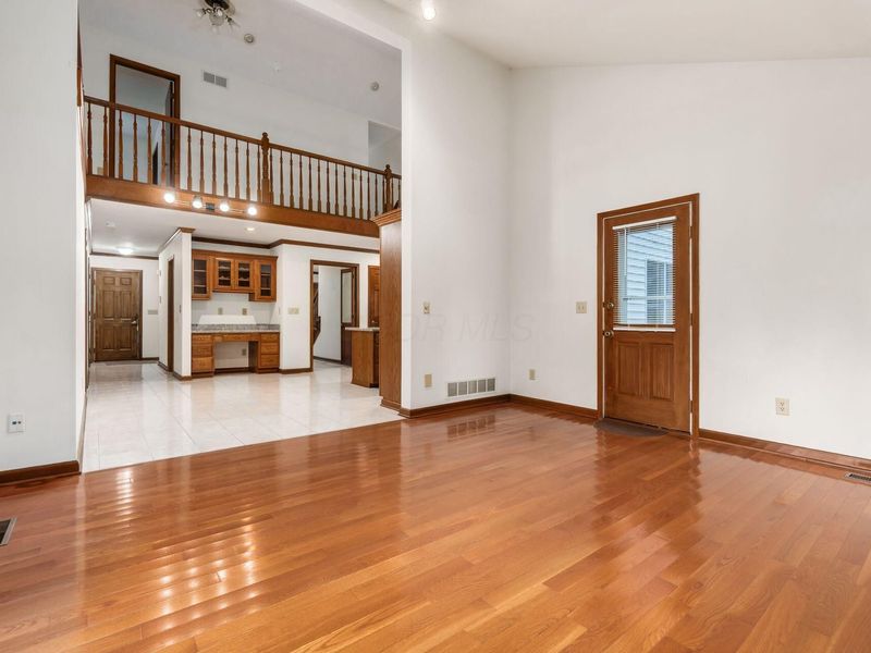 100 E Dublin Granville Road , Worthington, OH 43085 Photo 29