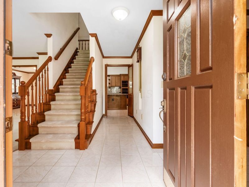 100 E Dublin Granville Road , Worthington, OH 43085 Photo 3