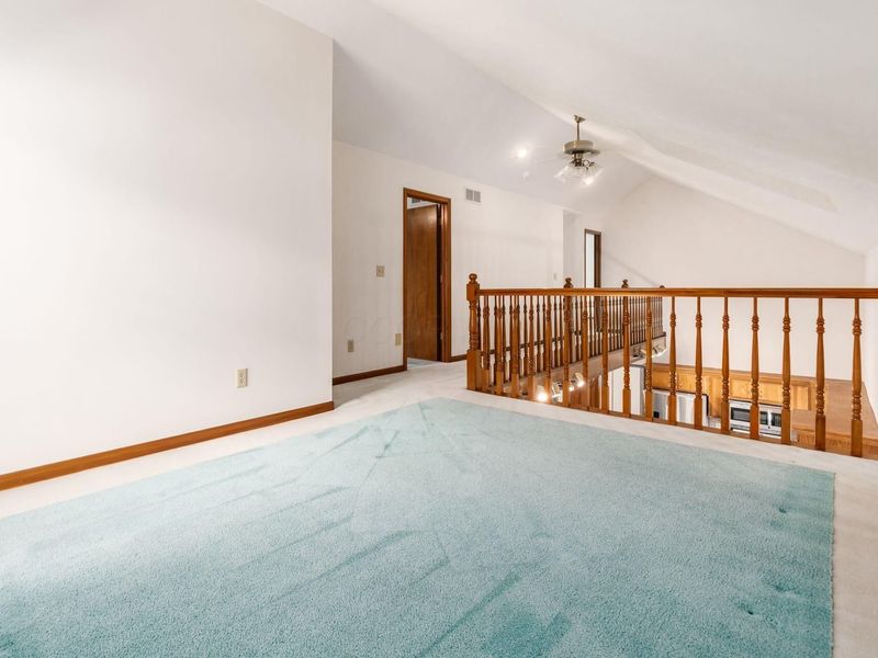 100 E Dublin Granville Road , Worthington, OH 43085 Photo 31