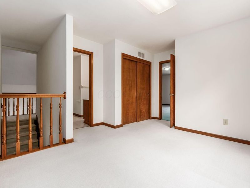 100 E Dublin Granville Road , Worthington, OH 43085 Photo 36