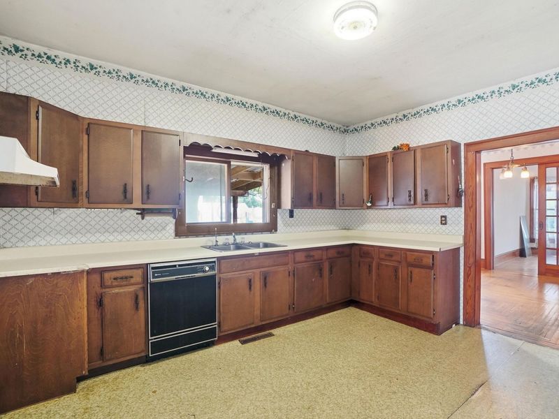 18 N Champaign Street, Catawba, OH 43010 Photo 15