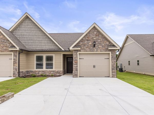 137 Sunset Cove Drive, Rossville, GA 30741