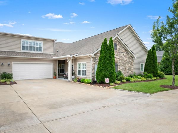 2457 Bridgeway St, Murfreesboro, TN 37128