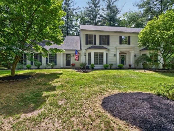 9 Lily Pond Lane, Pittsford, NY 14534