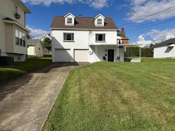 207 Florida Avenue, Fairmont, WV 26554