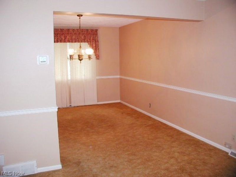 5610 Essex Drive, Seven Hills, OH 44131 Photo 19
