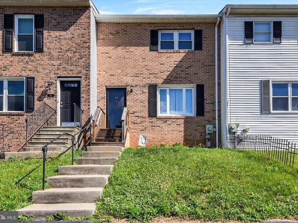 44 ROSE OF SHARON DRIVE, ETTERS, PA 17319