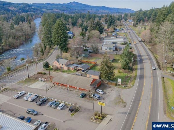 300 NW Santiam Bl, Mill City, OR 97360