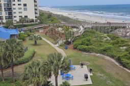 741 Retreat Beach Circle  photo 4