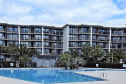 741 Retreat Beach Circle  photo 4