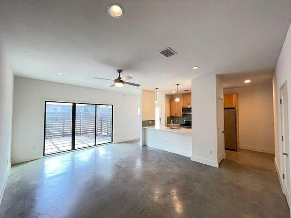 2101 Montopolis DR, Unit 20, Austin, TX 78741