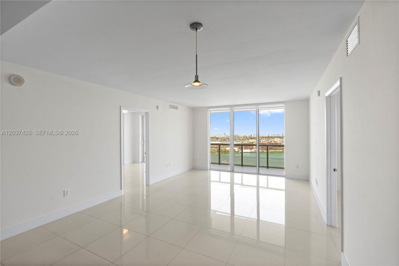 50 Biscayne Blvd , Unit 2604, Miami, FL 33132 Photo