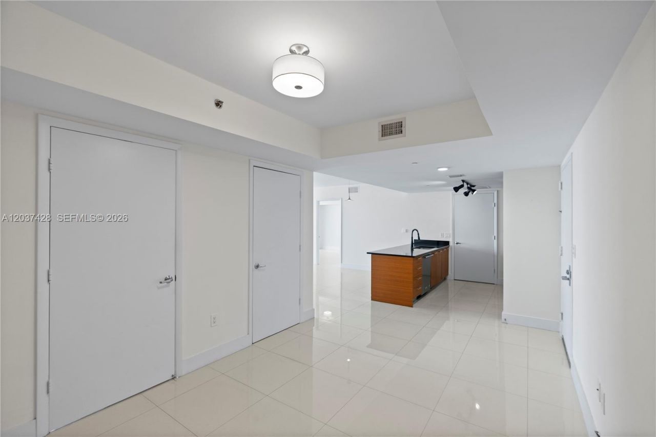 50 Biscayne Blvd , Unit 2604, Miami, FL 33132 Photo