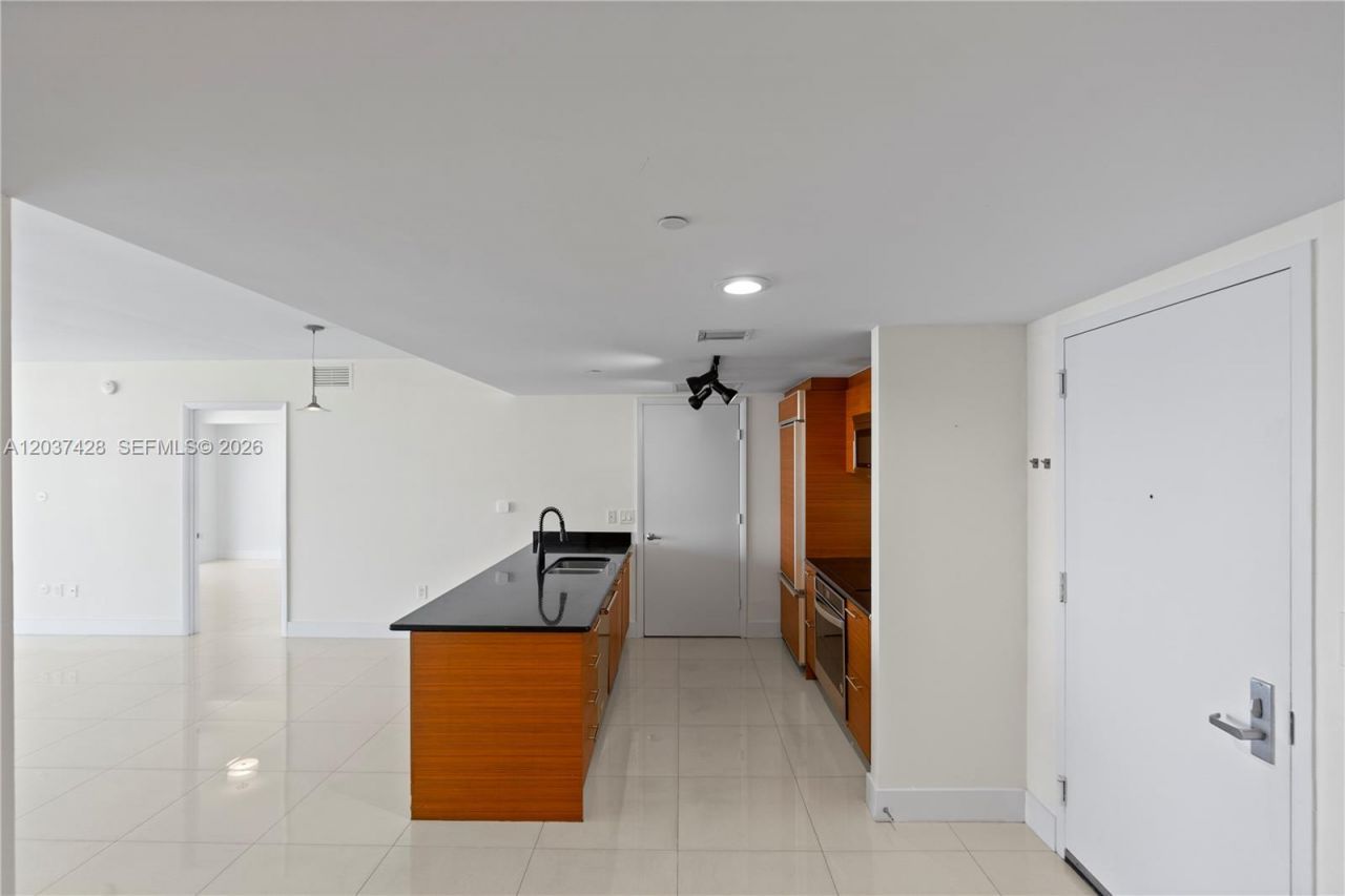 50 Biscayne Blvd , Unit 2604, Miami, FL 33132 Photo