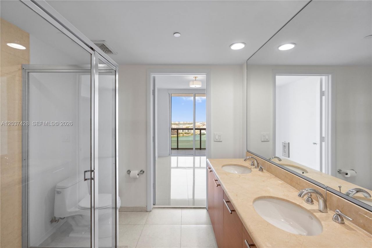 50 Biscayne Blvd , Unit 2604, Miami, FL 33132 Photo