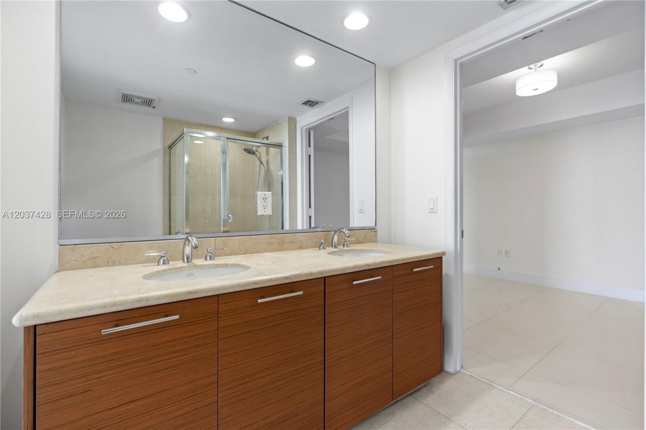 50 Biscayne Blvd , Unit 2604, Miami, FL 33132 Photo