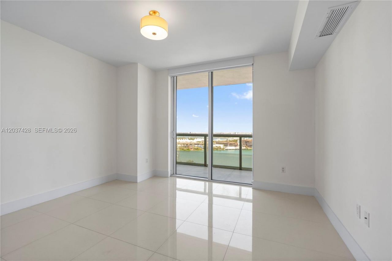 50 Biscayne Blvd , Unit 2604, Miami, FL 33132 Photo
