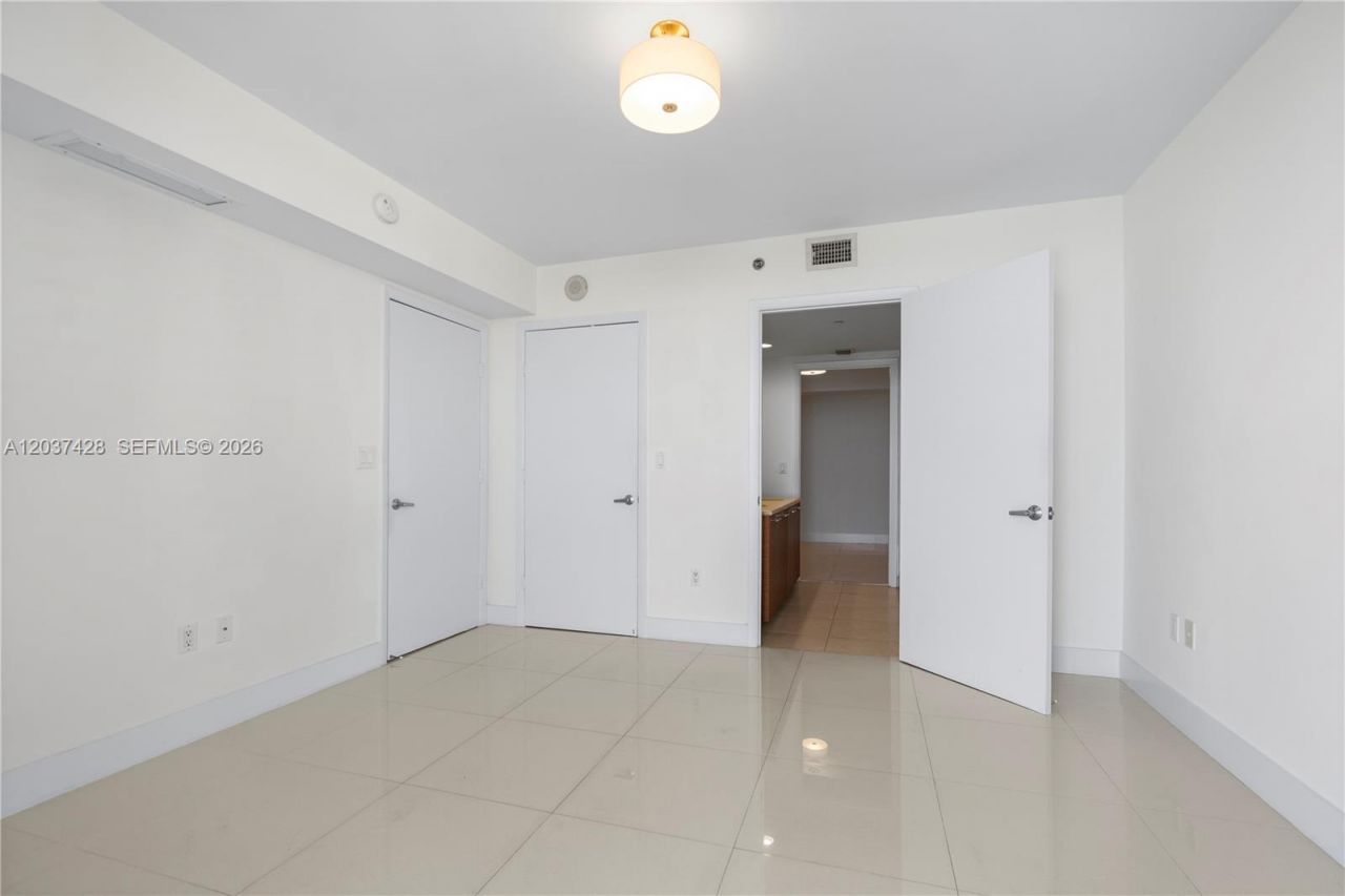 50 Biscayne Blvd , Unit 2604, Miami, FL 33132 Photo