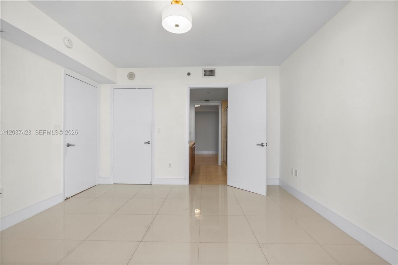 50 Biscayne Blvd , Unit 2604, Miami, FL 33132 Photo