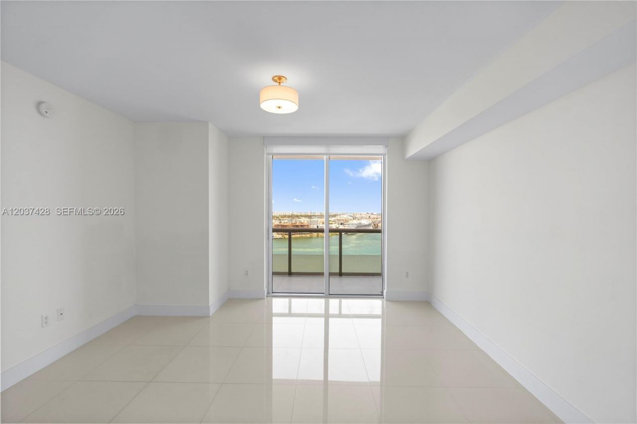 50 Biscayne Blvd , Unit 2604, Miami, FL 33132 Photo