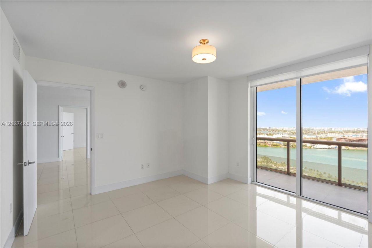 50 Biscayne Blvd , Unit 2604, Miami, FL 33132 Photo