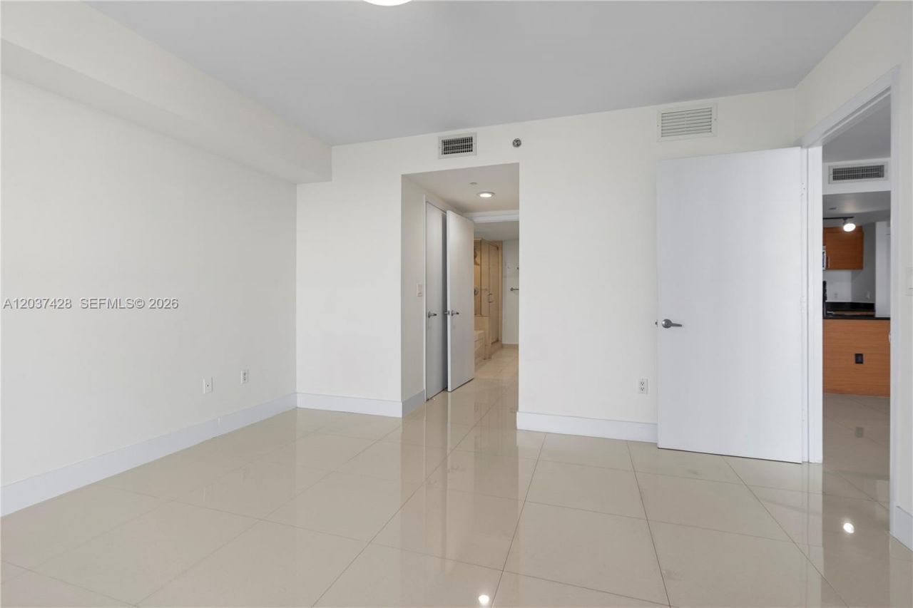 50 Biscayne Blvd , Unit 2604, Miami, FL 33132 Photo