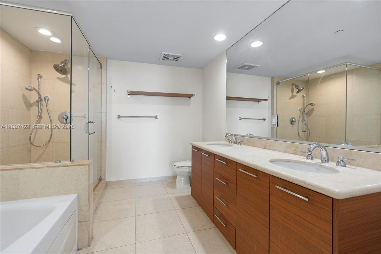 50 Biscayne Blvd , Unit 2604, Miami, FL 33132 Photo