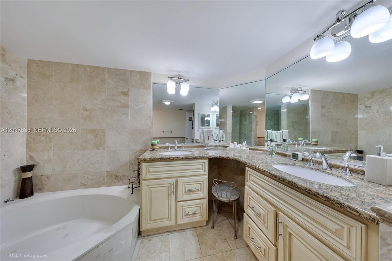 20308 NE 34th Ct, Unit 38, Aventura, FL 33180 Photo