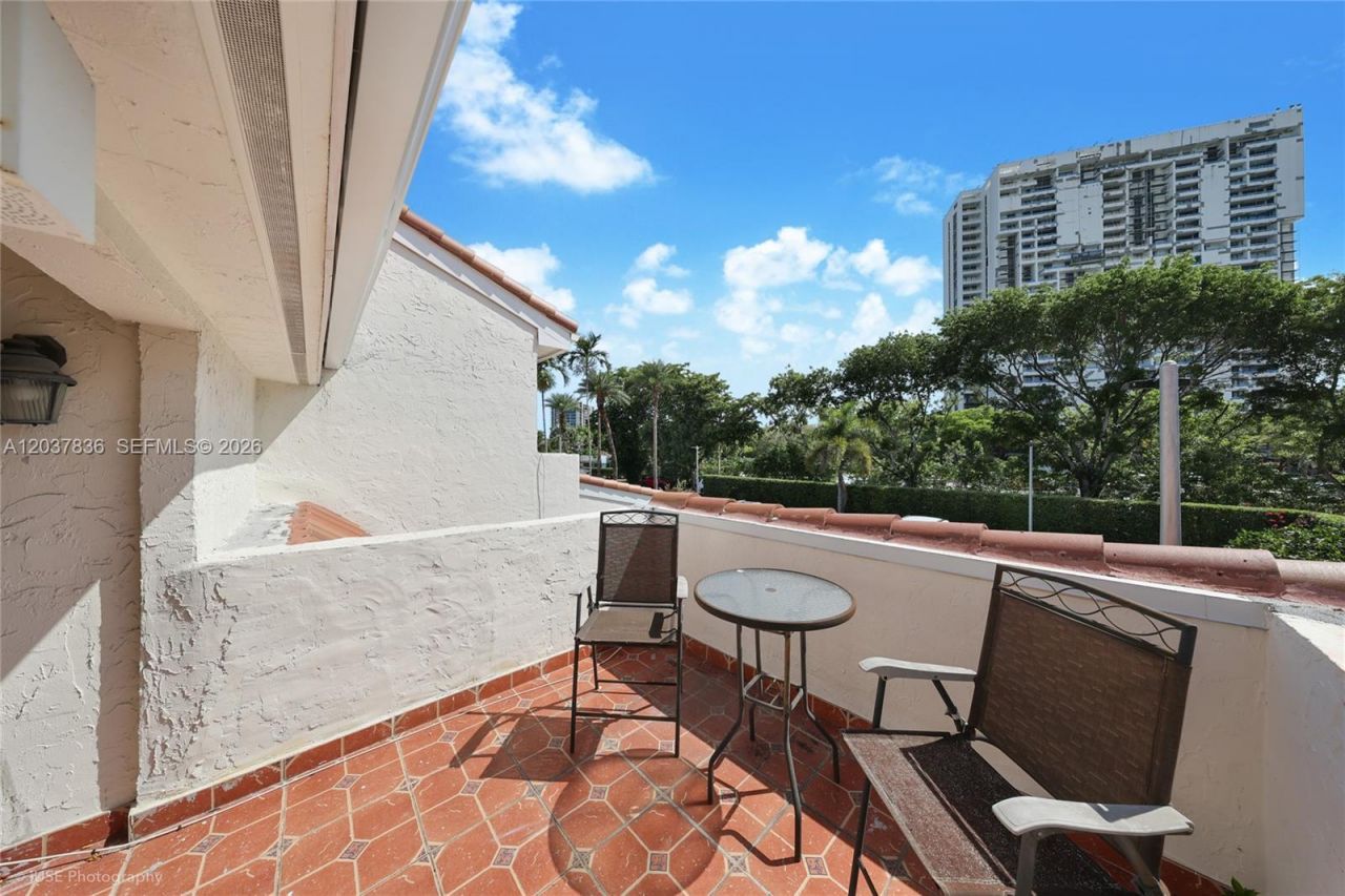 20308 NE 34th Ct, Unit 38, Aventura, FL 33180 Photo
