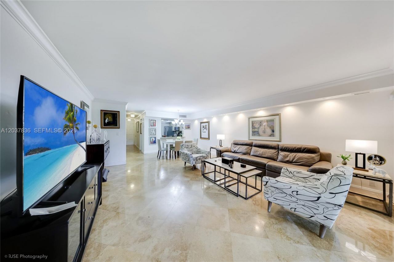 20308 NE 34th Ct, Unit 38, Aventura, FL 33180 Photo