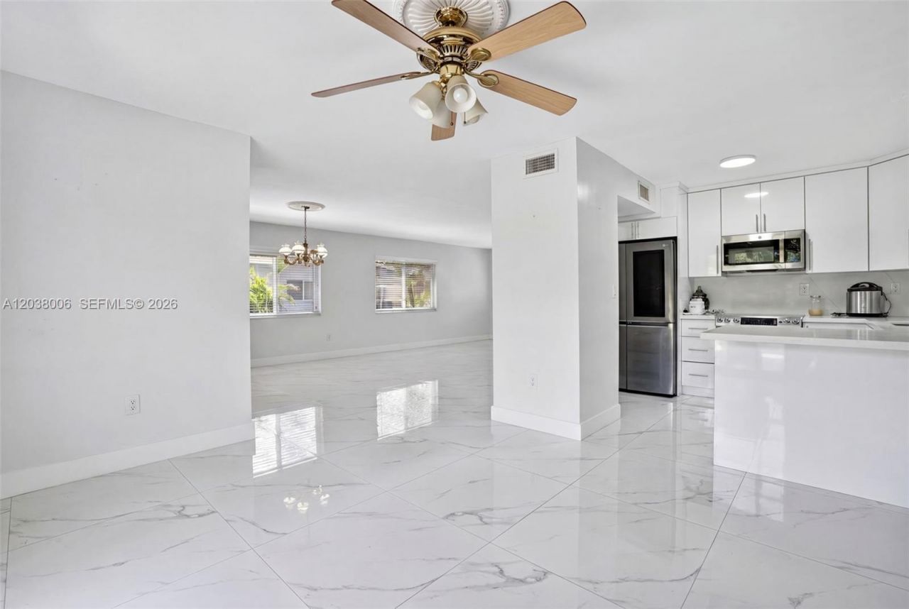 14102 SW 167th Ter, Unit 14102, Miami, FL 33177 Photo