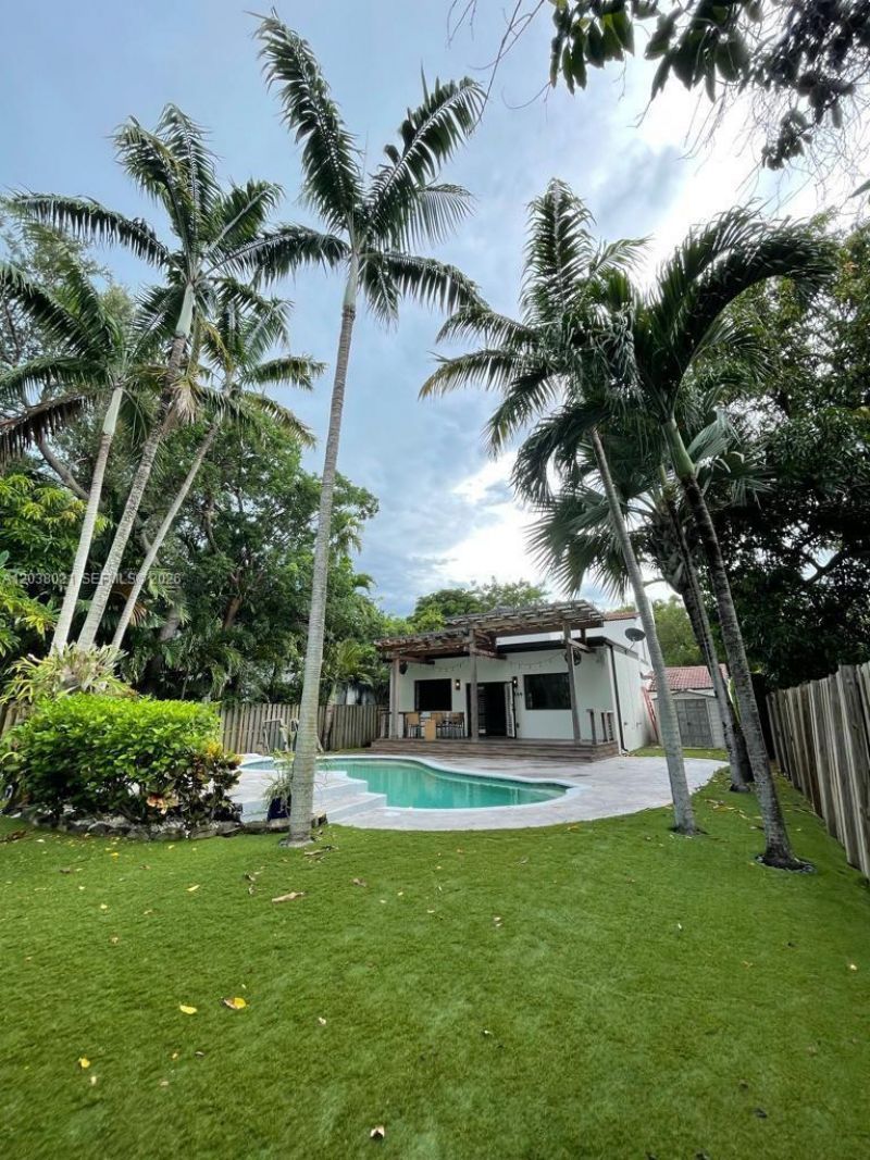 111 SW 29th Rd , Unit 111, Miami, FL 33129 Photo