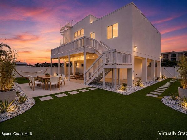 2031 S Orlando Avenue, Cocoa Beach, FL 32931