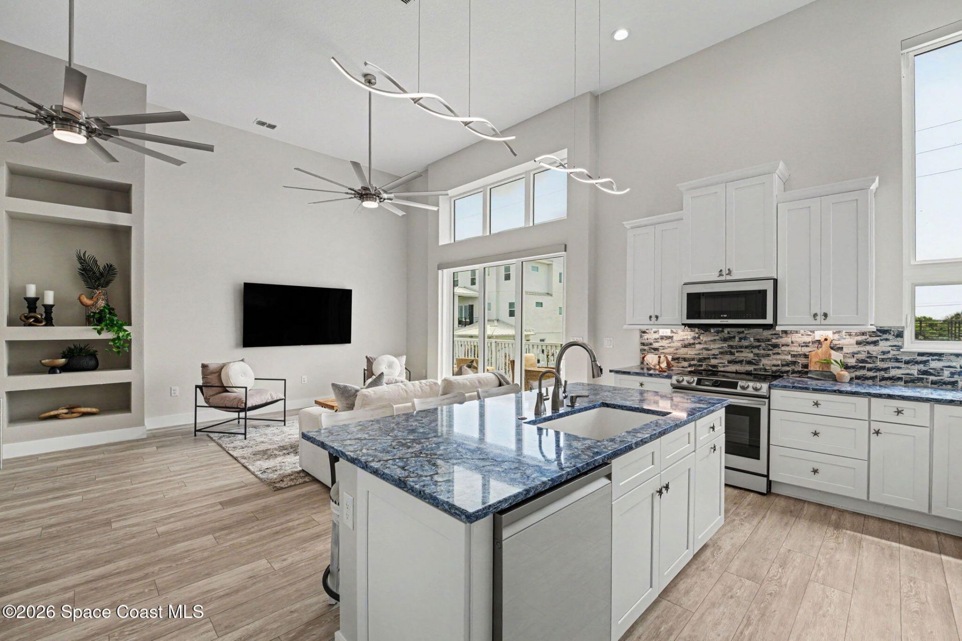 2031 S Orlando Avenue, Cocoa Beach, FL 32931 Photo