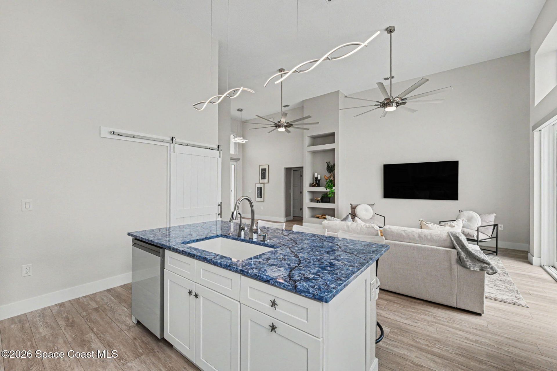 2031 S Orlando Avenue, Cocoa Beach, FL 32931 Photo