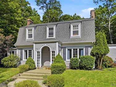 1536 South Creek Road, Derby, NY 14047