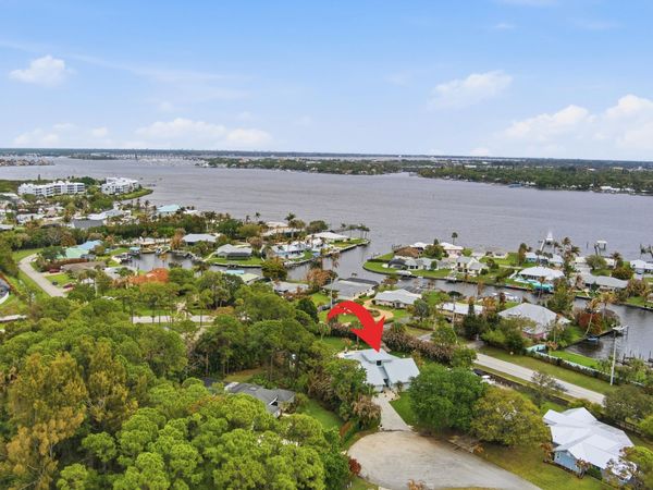 1250 SW Carl Metz Lane, Palm City, FL 34990