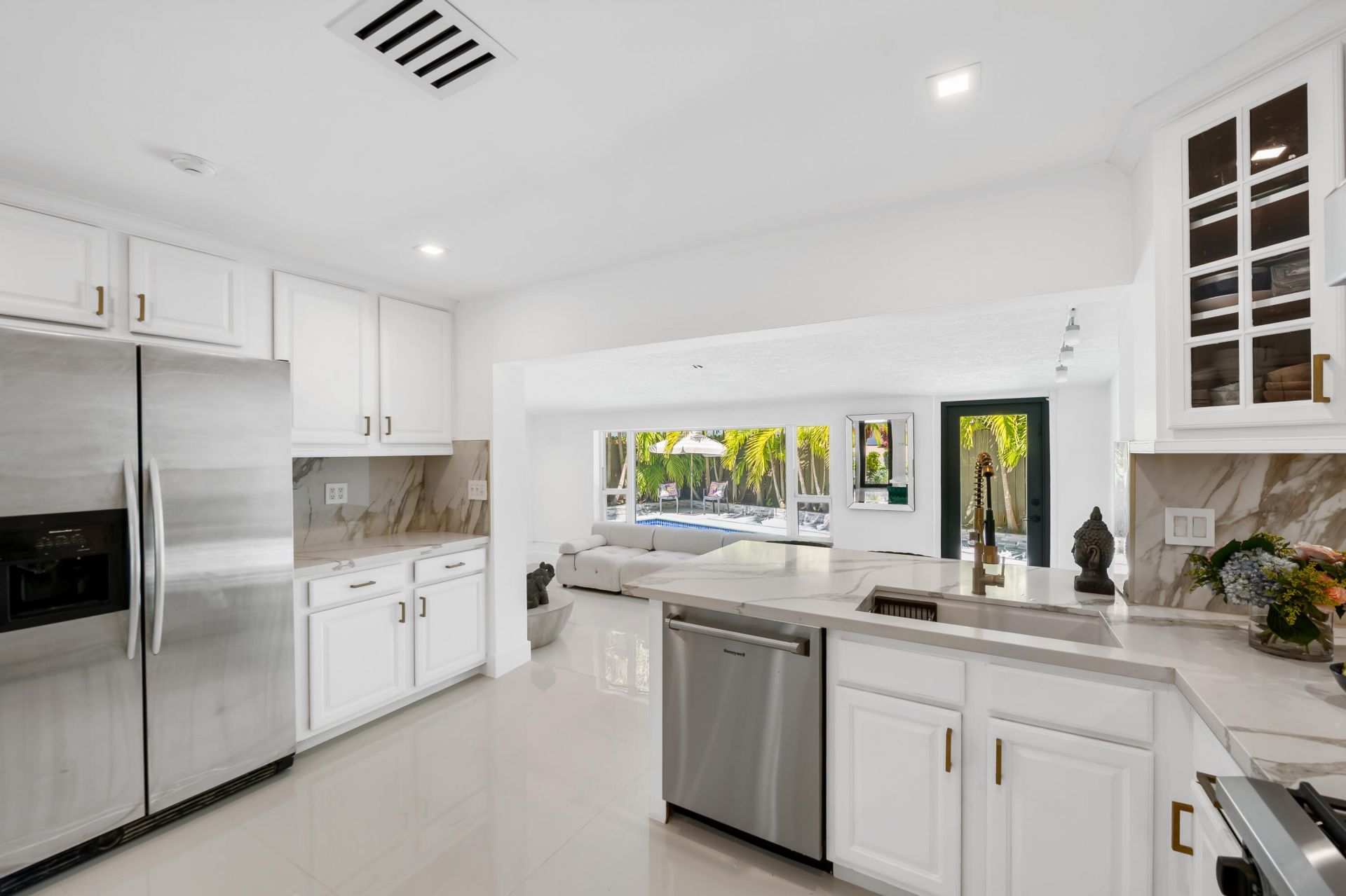 5210 NE 17th Terrace, Fort Lauderdale, FL 33334 Photo